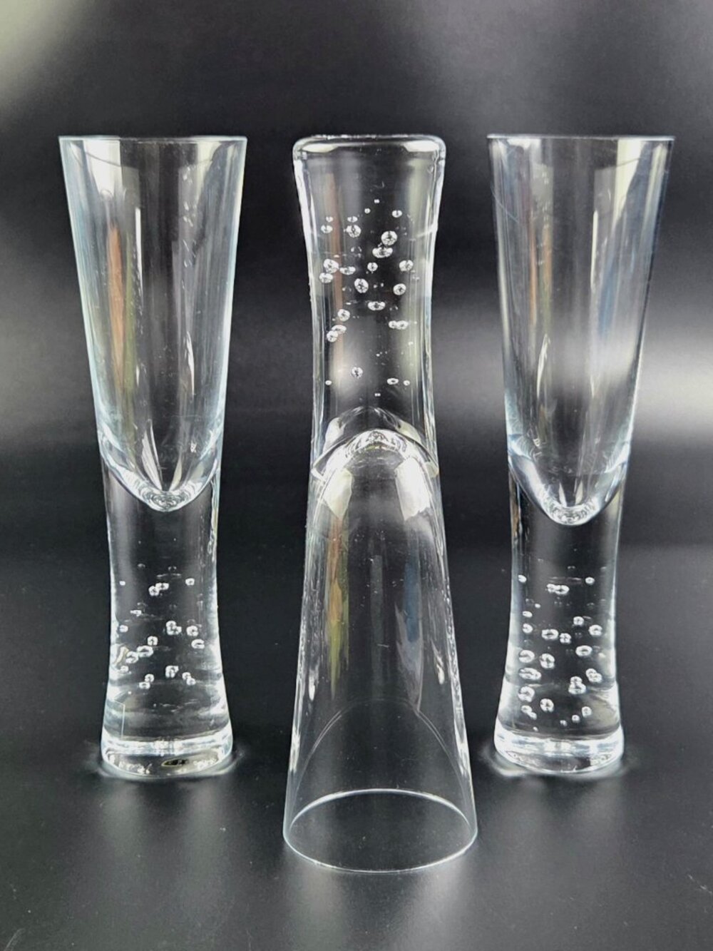 Vintage Crate & Barrel Verve Fluted Champagne Glasses – Set of 3 – Blown Glass